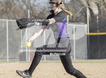 Thumbnail 3 in Indian Trail @ Muskego photogallery.