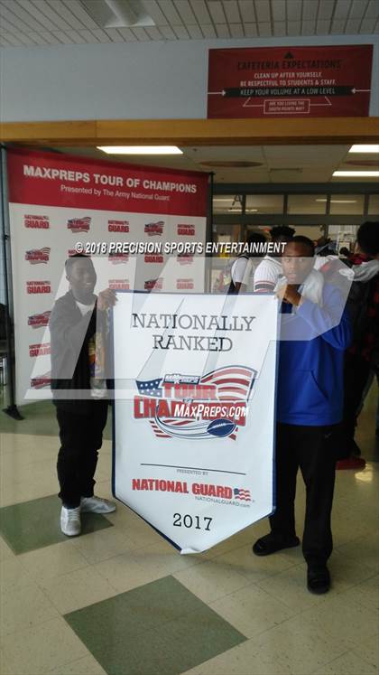 Thumbnail 3 in South Pointe TOC Ceremony photogallery.