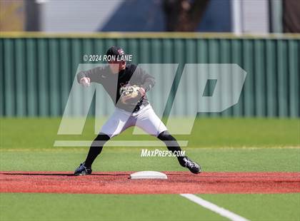 Thumbnail 1 in Deer Creek @ Mustang photogallery.
