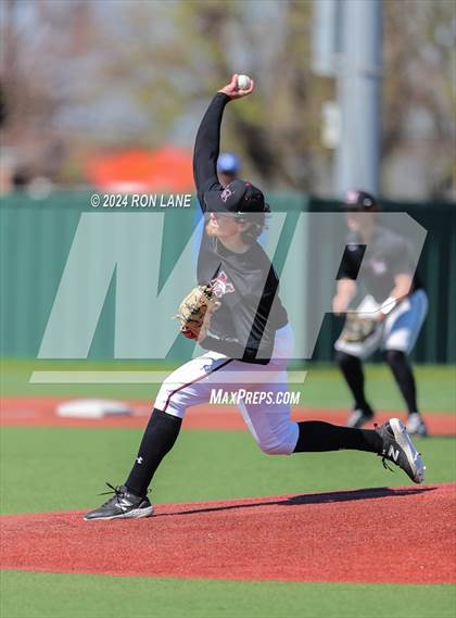 Thumbnail 1 in Deer Creek @ Mustang photogallery.
