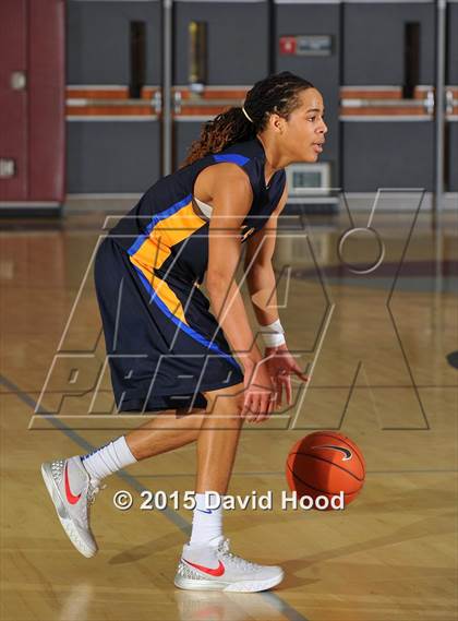 Thumbnail 3 in Santa Margarita vs. King (MaxPreps Holiday Classic) photogallery.