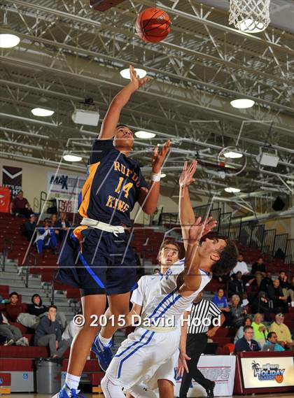Thumbnail 2 in Santa Margarita vs. King (MaxPreps Holiday Classic) photogallery.
