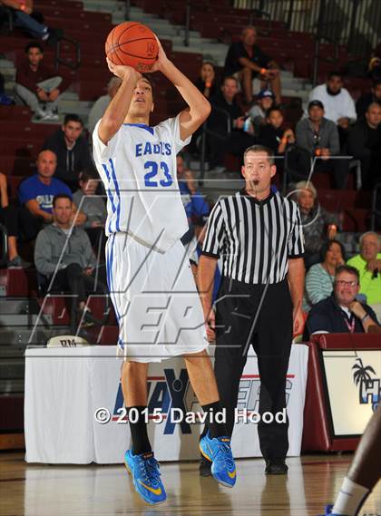 Thumbnail 3 in Santa Margarita vs. King (MaxPreps Holiday Classic) photogallery.