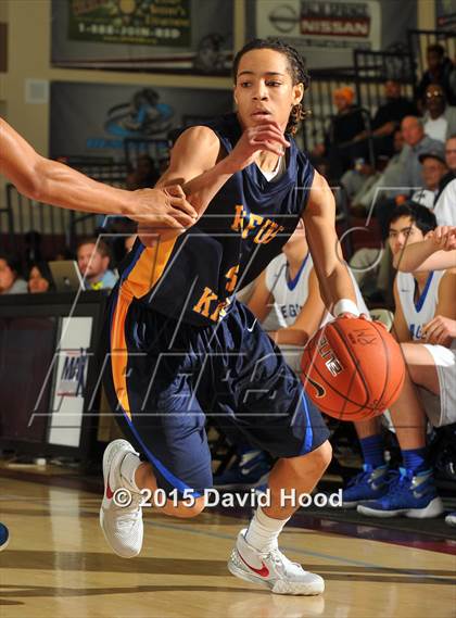 Thumbnail 1 in Santa Margarita vs. King (MaxPreps Holiday Classic) photogallery.