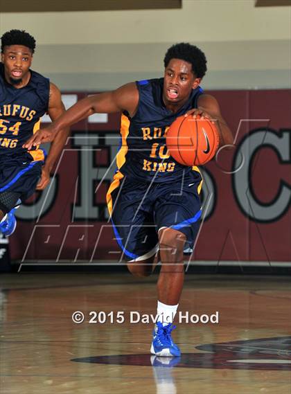 Thumbnail 1 in Santa Margarita vs. King (MaxPreps Holiday Classic) photogallery.