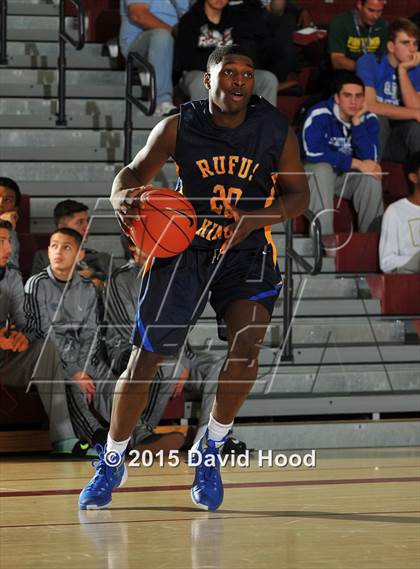 Thumbnail 2 in Santa Margarita vs. King (MaxPreps Holiday Classic) photogallery.
