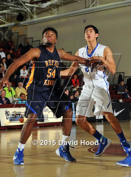 Thumbnail 2 in Santa Margarita vs. King (MaxPreps Holiday Classic) photogallery.