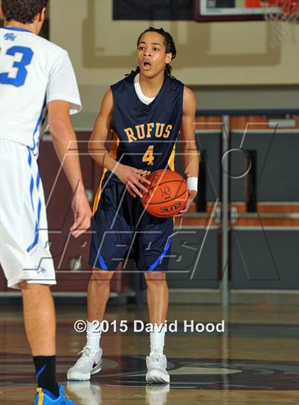 Thumbnail 3 in Santa Margarita vs. King (MaxPreps Holiday Classic) photogallery.