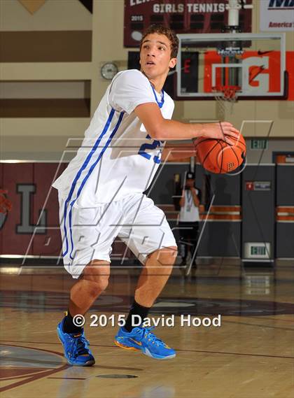 Thumbnail 2 in Santa Margarita vs. King (MaxPreps Holiday Classic) photogallery.