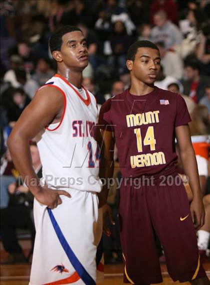 Thumbnail 2 in St. Raymond Boys vs. Mt. Vernon (SNY Invitational) photogallery.