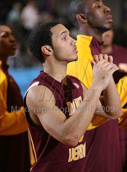 Thumbnail 2 in St. Raymond Boys vs. Mt. Vernon (SNY Invitational) photogallery.