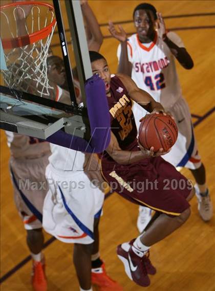 Thumbnail 3 in St. Raymond Boys vs. Mt. Vernon (SNY Invitational) photogallery.
