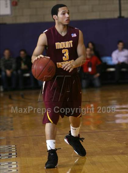 Thumbnail 1 in St. Raymond Boys vs. Mt. Vernon (SNY Invitational) photogallery.