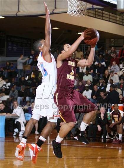Thumbnail 2 in St. Raymond Boys vs. Mt. Vernon (SNY Invitational) photogallery.
