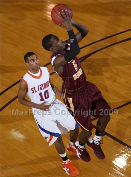 Thumbnail 3 in St. Raymond Boys vs. Mt. Vernon (SNY Invitational) photogallery.