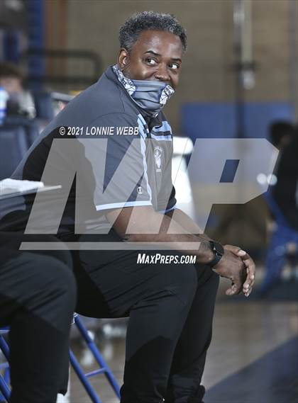 Thumbnail 1 in Monsignor Scanlan vs Fordham Prep (CHSAA Spring Tournament) photogallery.