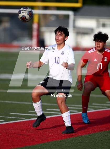 Thumbnail 1 in Wauconda @ Mundelein photogallery.