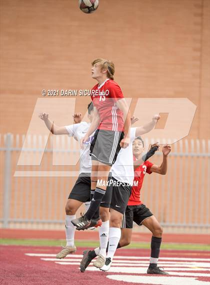 Thumbnail 1 in Washington vs. Paradise Valley (AIA 5A Quarterfinals) photogallery.