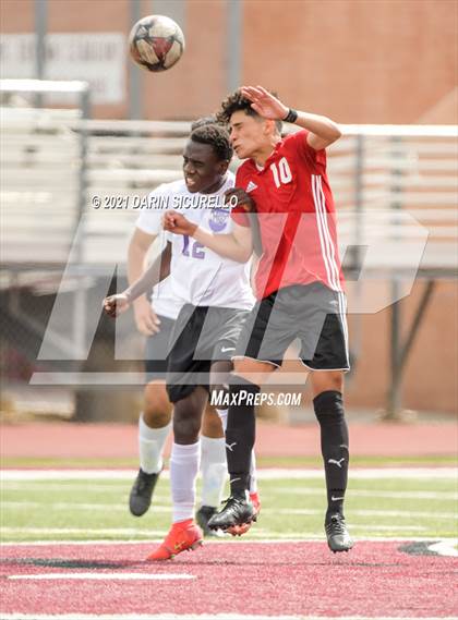 Thumbnail 2 in Washington vs. Paradise Valley (AIA 5A Quarterfinals) photogallery.
