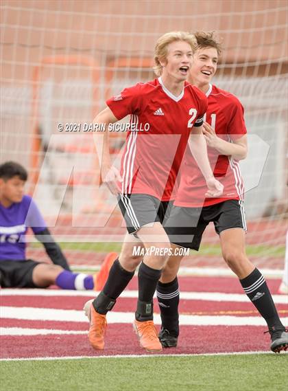 Thumbnail 3 in Washington vs. Paradise Valley (AIA 5A Quarterfinals) photogallery.