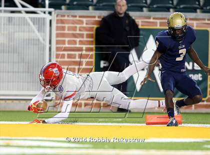 Thumbnail 2 in Klein Collins vs. Skyline (UIL 6A Semifinal) photogallery.