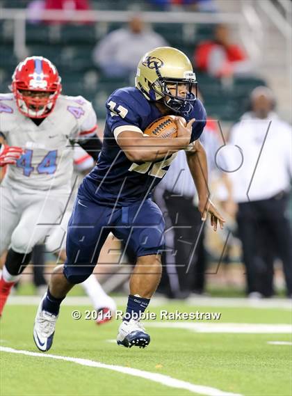 Thumbnail 1 in Klein Collins vs. Skyline (UIL 6A Semifinal) photogallery.