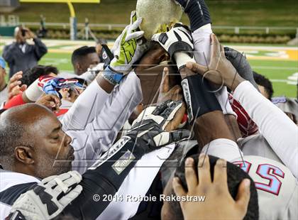 Thumbnail 1 in Klein Collins vs. Skyline (UIL 6A Semifinal) photogallery.