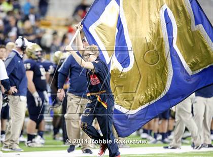 Thumbnail 2 in Klein Collins vs. Skyline (UIL 6A Semifinal) photogallery.
