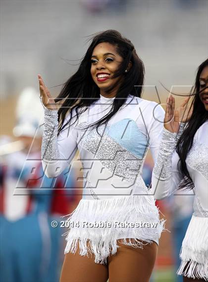 Thumbnail 2 in Klein Collins vs. Skyline (UIL 6A Semifinal) photogallery.