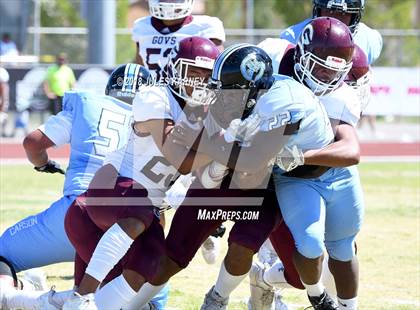 Thumbnail 3 in Farrington vs Carson (Polynesian Football Classic) photogallery.