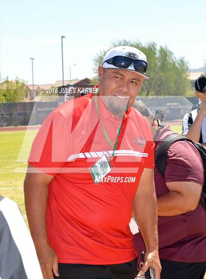 Thumbnail 2 in Farrington vs Carson (Polynesian Football Classic) photogallery.