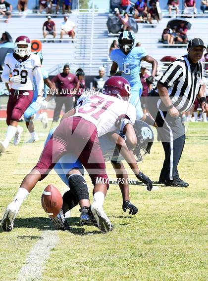 Thumbnail 2 in Farrington vs Carson (Polynesian Football Classic) photogallery.