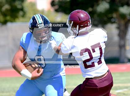Thumbnail 2 in Farrington vs Carson (Polynesian Football Classic) photogallery.