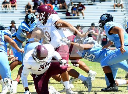 Thumbnail 3 in Farrington vs Carson (Polynesian Football Classic) photogallery.