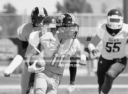Thumbnail 3 in Farrington vs Carson (Polynesian Football Classic) photogallery.