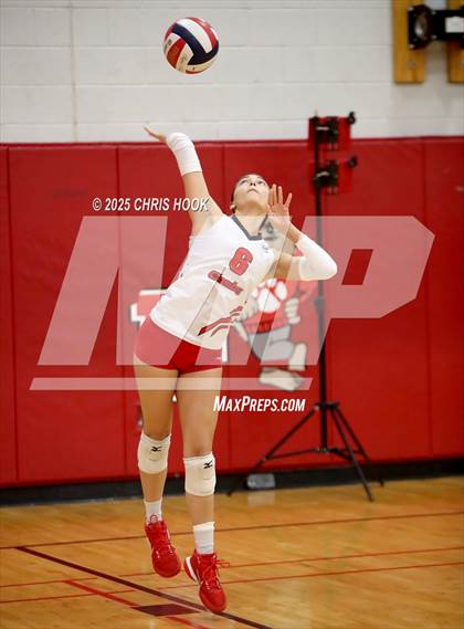 Thumbnail 2 in Combs vs Arizona Lutheran Academy (Florence Invitational) photogallery.