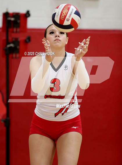 Thumbnail 2 in Combs vs Arizona Lutheran Academy (Florence Invitational) photogallery.