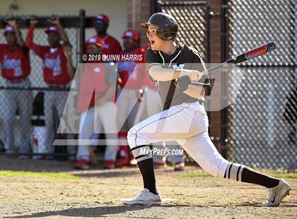 Thumbnail 2 in Kenwood v Chicago Mt. Carmel (IHSA 4A Regional Semifinal) photogallery.