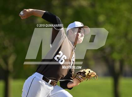 Thumbnail 2 in Kenwood v Chicago Mt. Carmel (IHSA 4A Regional Semifinal) photogallery.