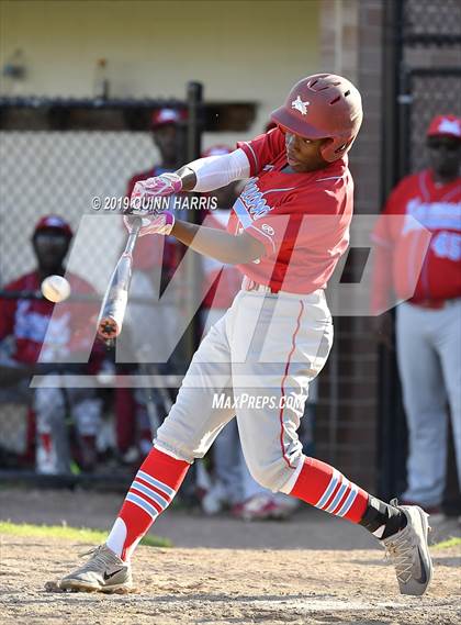 Thumbnail 3 in Kenwood v Chicago Mt. Carmel (IHSA 4A Regional Semifinal) photogallery.