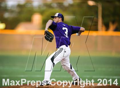 Thumbnail 3 in Mansfield Legacy vs Hallsville (UIL 4A Region II Playoff) photogallery.