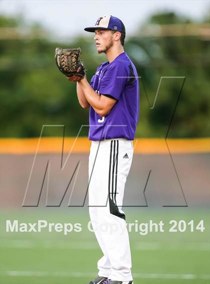 Thumbnail 2 in Mansfield Legacy vs Hallsville (UIL 4A Region II Playoff) photogallery.
