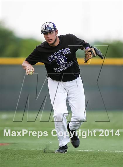 Thumbnail 2 in Mansfield Legacy vs Hallsville (UIL 4A Region II Playoff) photogallery.