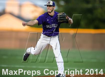 Thumbnail 3 in Mansfield Legacy vs Hallsville (UIL 4A Region II Playoff) photogallery.