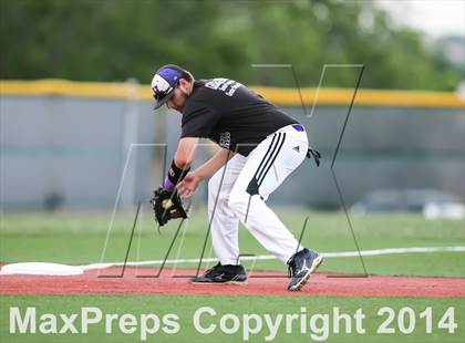 Thumbnail 2 in Mansfield Legacy vs Hallsville (UIL 4A Region II Playoff) photogallery.