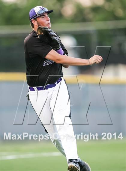 Thumbnail 2 in Mansfield Legacy vs Hallsville (UIL 4A Region II Playoff) photogallery.