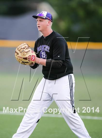 Thumbnail 1 in Mansfield Legacy vs Hallsville (UIL 4A Region II Playoff) photogallery.