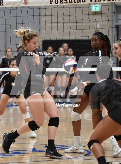 Thumbnail 1 in Central @ Mater Dei (CIF State Open Division Final) photogallery.