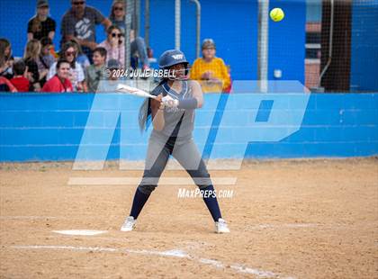 Thumbnail 1 in Evadale vs West Orange Stark (Evadale Tournament) photogallery.