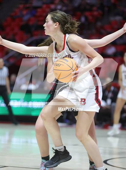 Thumbnail 1 in Viewmont vs. Bountiful (UHSAA 5A Quarterfinal) photogallery.